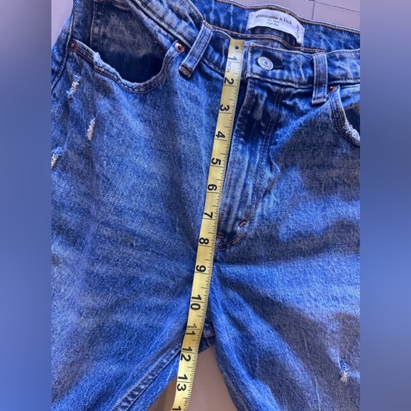 Abercrombie & Fitch The Mom High Rise Blue Jeans Distress Size 28/ 6L Pocket Zip - Picture 8 of 16